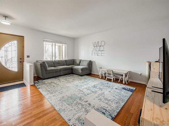 15657 Lauren, Fraser, MI 48026