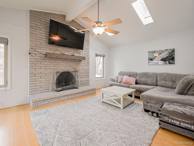 15657 Lauren, Fraser, MI 48026