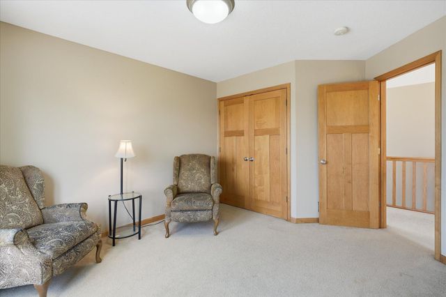 1408 Singing Hills Drive SE, Lonsdale, MN 55046