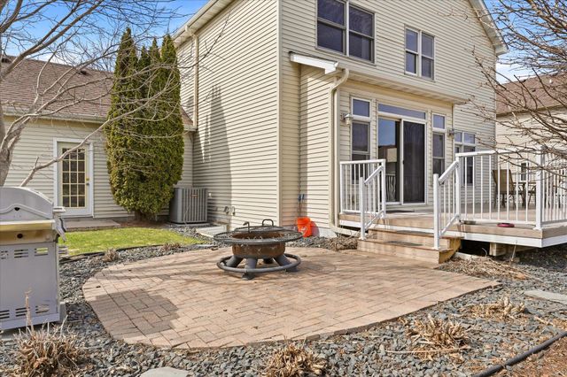 1408 Singing Hills Drive SE, Lonsdale, MN 55046