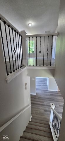 2933 Redland Lane, Indianapolis, IN 46217