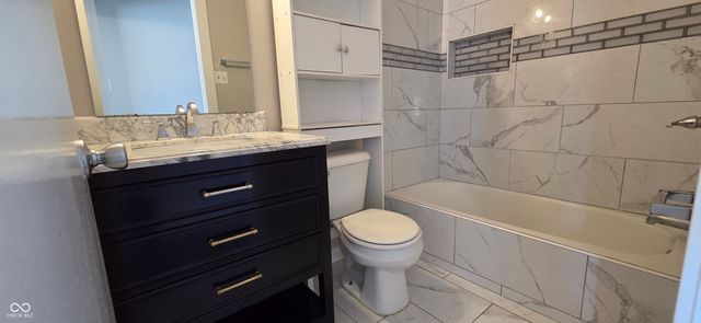 2933 Redland Lane, Indianapolis, IN 46217