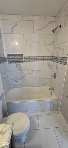 2933 Redland Lane, Indianapolis, IN 46217
