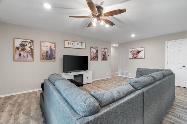 360 County Road 4358, Decatur, TX 76234