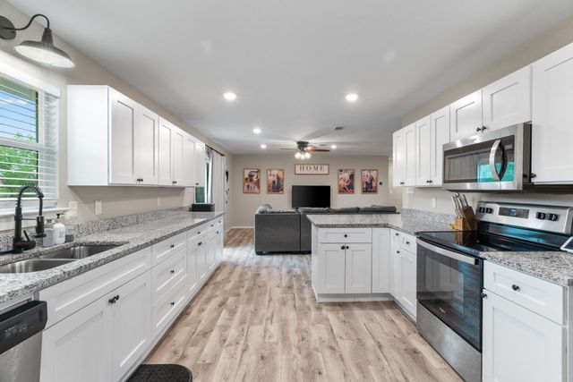 360 County Road 4358, Decatur, TX 76234