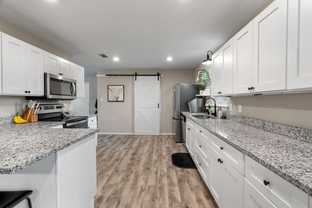 360 County Road 4358, Decatur, TX 76234