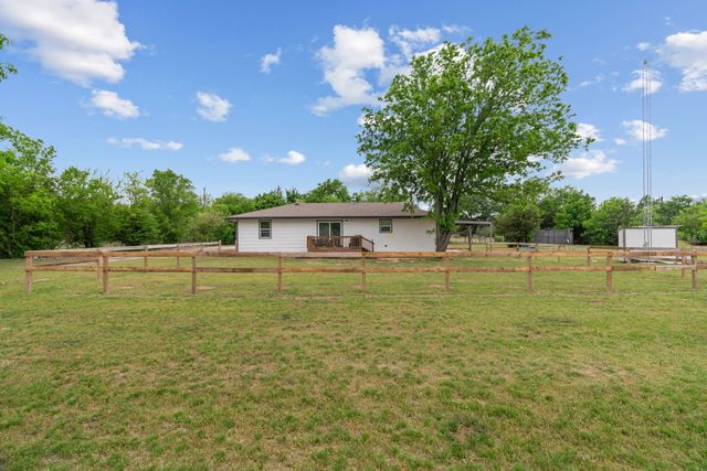 360 County Road 4358, Decatur, TX 76234