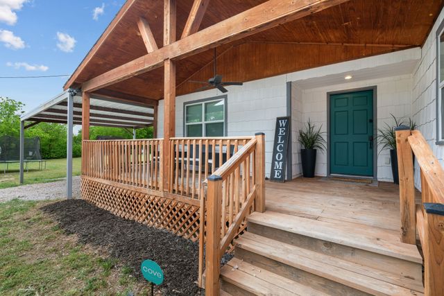 360 County Road 4358, Decatur, TX 76234