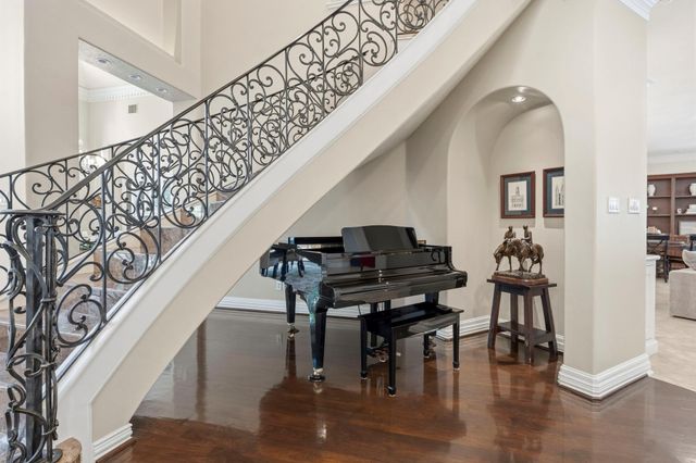 63 NW Chancery Place NW, The Woodlands, TX 77381