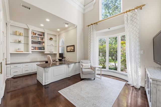 63 NW Chancery Place NW, The Woodlands, TX 77381