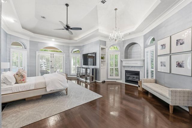 63 NW Chancery Place NW, The Woodlands, TX 77381