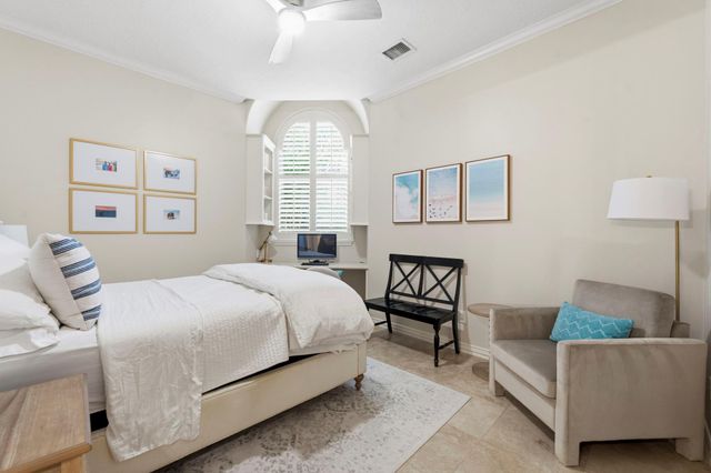 63 NW Chancery Place NW, The Woodlands, TX 77381