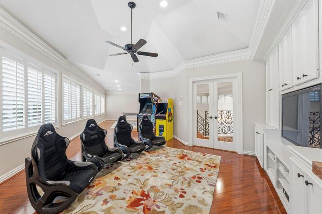 63 NW Chancery Place NW, The Woodlands, TX 77381