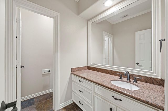 63 NW Chancery Place NW, The Woodlands, TX 77381