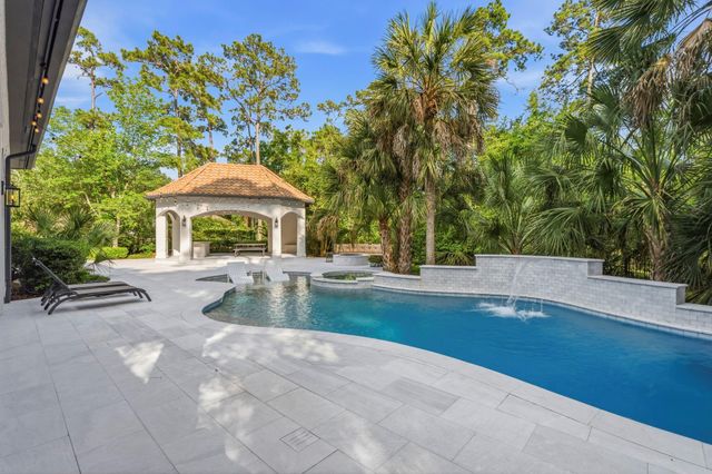 63 NW Chancery Place NW, The Woodlands, TX 77381