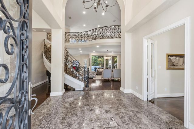 63 NW Chancery Place NW, The Woodlands, TX 77381