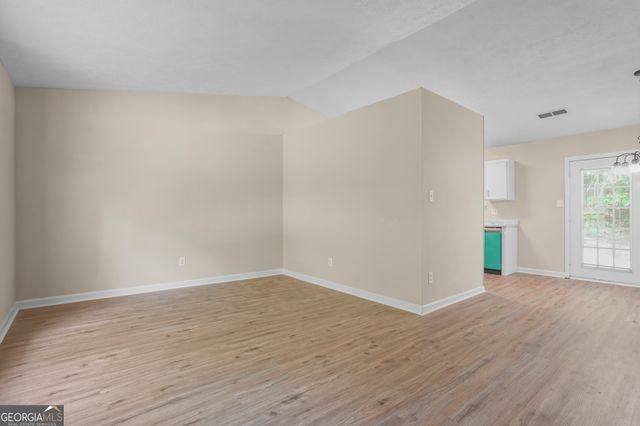 4975 Galbraith Circle, Stone Mountain, GA 30088