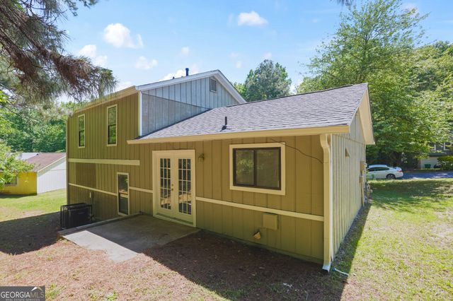 4975 Galbraith Circle, Stone Mountain, GA 30088