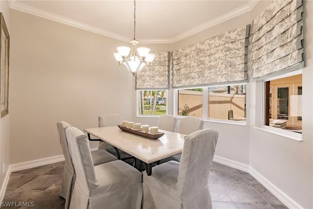 6105 Dogleg DR, Naples, FL 34113