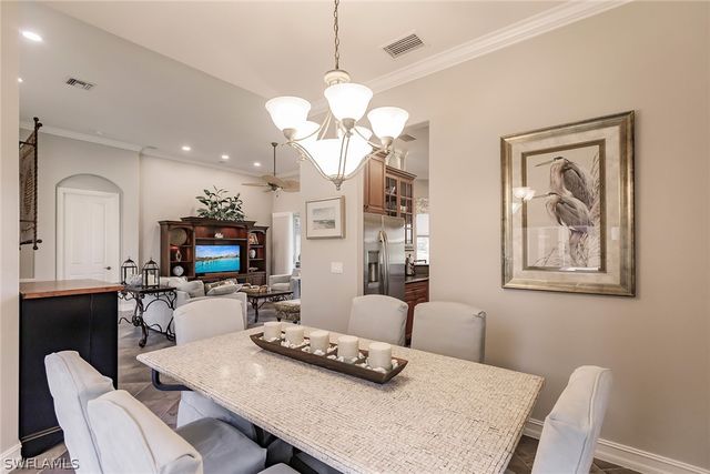 6105 Dogleg DR, Naples, FL 34113