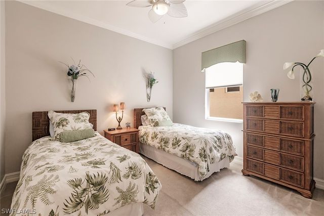 6105 Dogleg DR, Naples, FL 34113