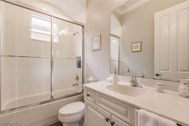 6105 Dogleg DR, Naples, FL 34113