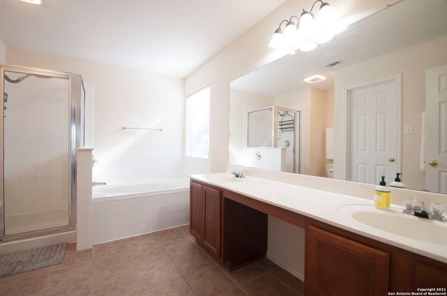 10106 CEDARCLIFF, San Antonio, TX 78245