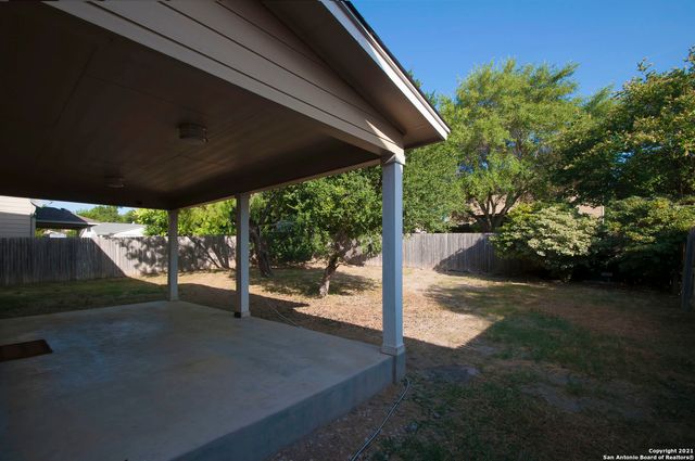 10106 CEDARCLIFF, San Antonio, TX 78245