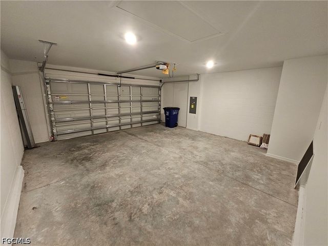 17316 Cantu CT, North Fort Myers, FL 33917