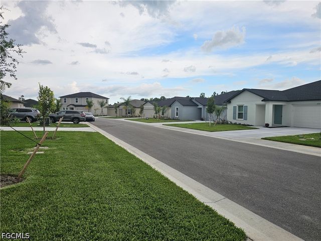 17316 Cantu CT, North Fort Myers, FL 33917