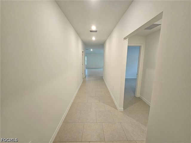 17316 Cantu CT, North Fort Myers, FL 33917