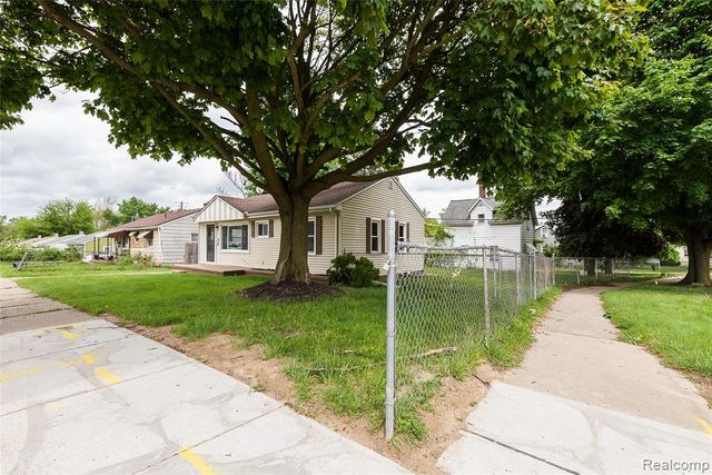 449 Burton Court, Ypsilanti, MI 48197