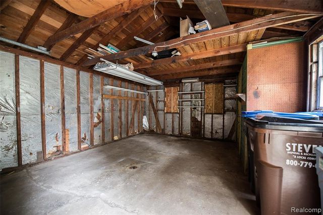 449 Burton Court, Ypsilanti, MI 48197