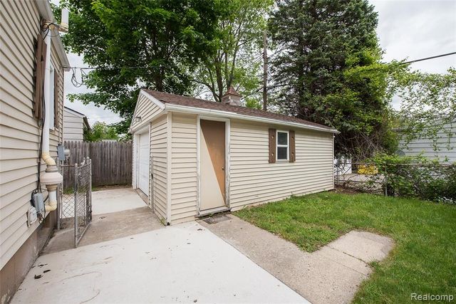 449 Burton Court, Ypsilanti, MI 48197