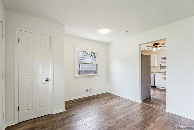 449 Burton Court, Ypsilanti, MI 48197