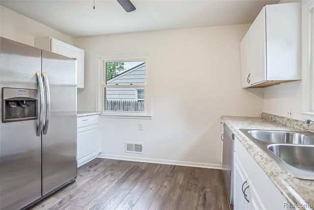 449 Burton Court, Ypsilanti, MI 48197