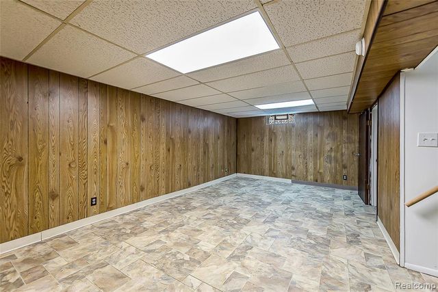 449 Burton Court, Ypsilanti, MI 48197