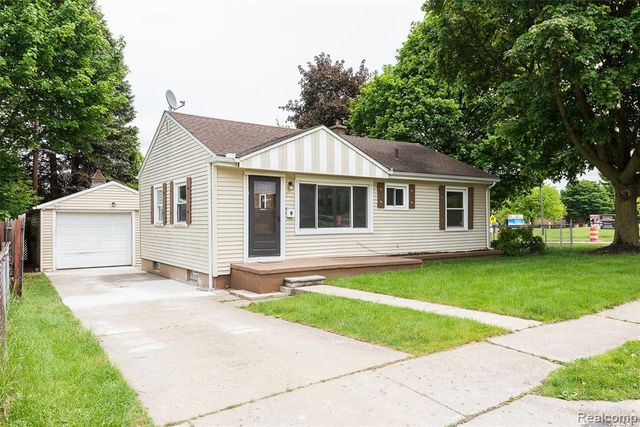 449 Burton Court, Ypsilanti, MI 48197