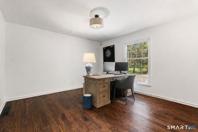 12 Ricki Beth Lane, Greenwich, CT 06870