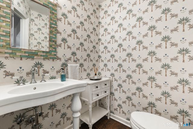 12 Ricki Beth Lane, Greenwich, CT 06870