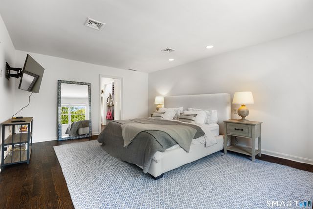 12 Ricki Beth Lane, Greenwich, CT 06870