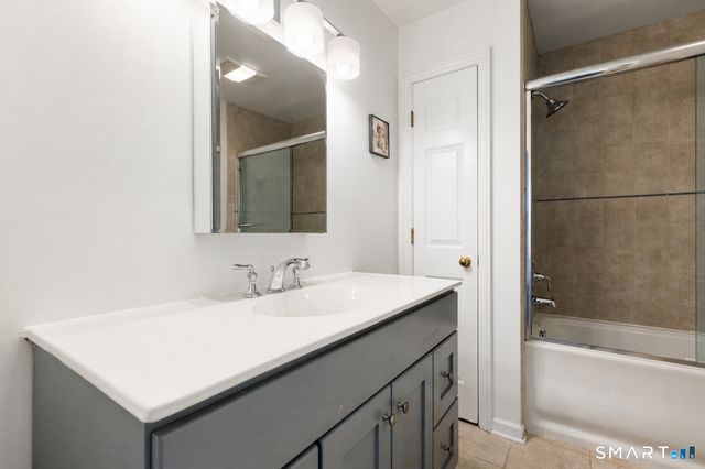 12 Ricki Beth Lane, Greenwich, CT 06870