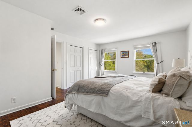 12 Ricki Beth Lane, Greenwich, CT 06870