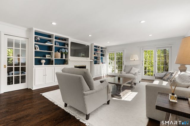 12 Ricki Beth Lane, Greenwich, CT 06870