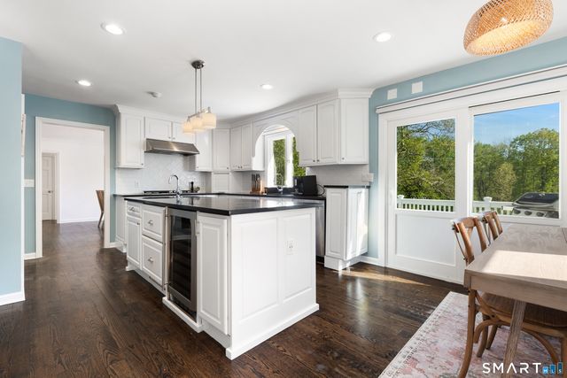 12 Ricki Beth Lane, Greenwich, CT 06870