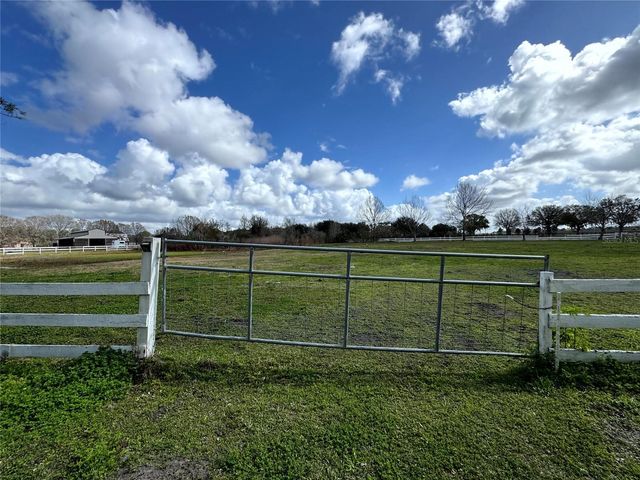 31243 BEAR POND DRIVE, Sorrento, FL 32776