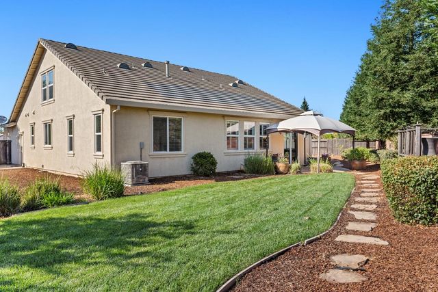 12088 Runswick Ct, Rancho Cordova, CA 95742