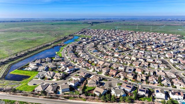 12088 Runswick Ct, Rancho Cordova, CA 95742