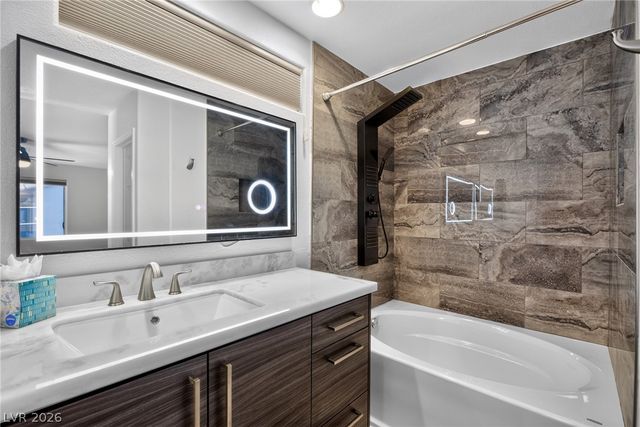 10566 Corte Sierra Street, Las Vegas, NV 89183