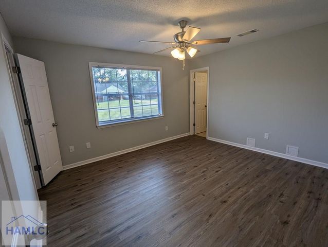 177 Sheila Drive, Hinesville, GA 31313